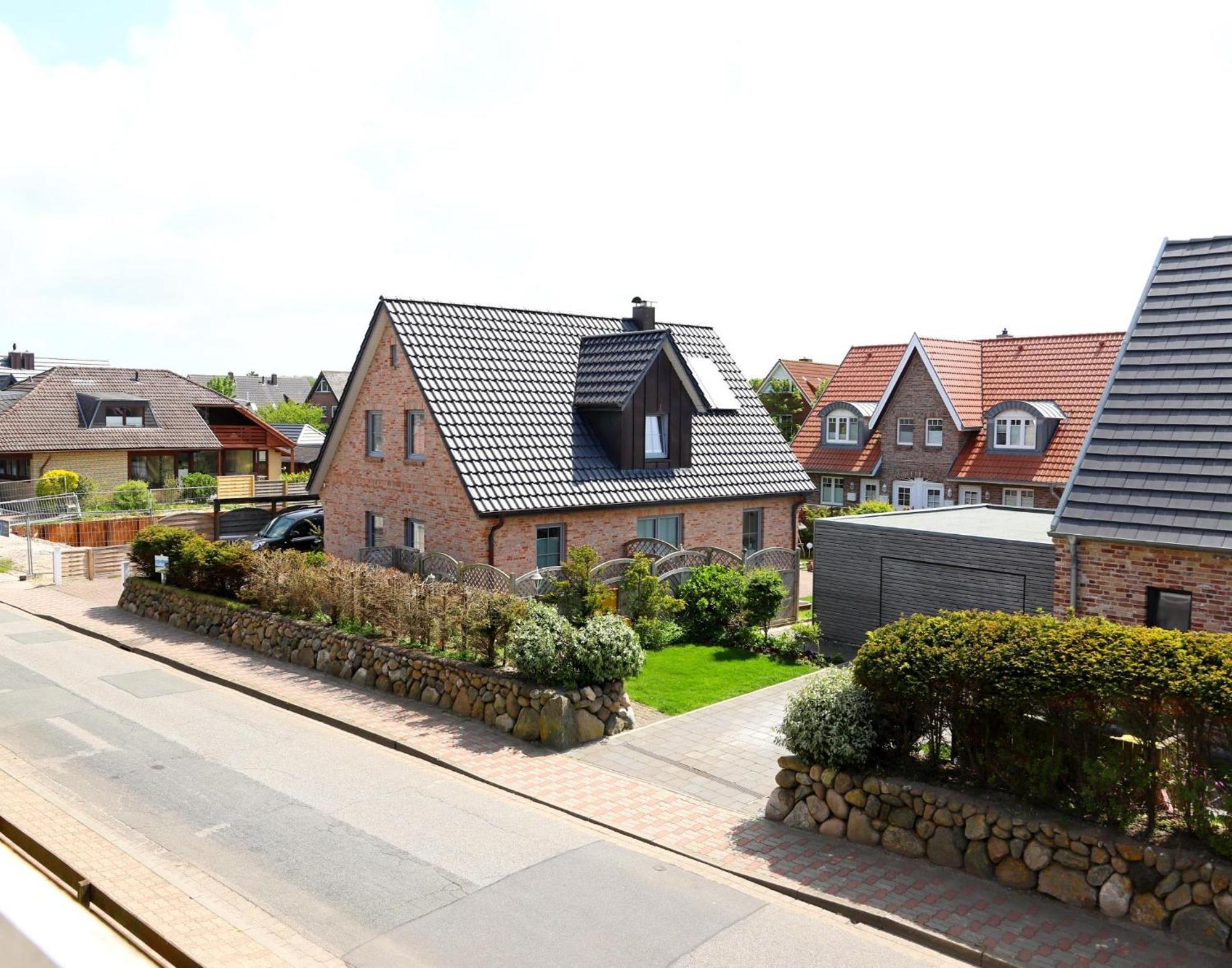 Moderne 2 Zimmerwohnung Mit Grosszuegigem Suedbalkon In Der Ersten Etage Westerland Exterior foto