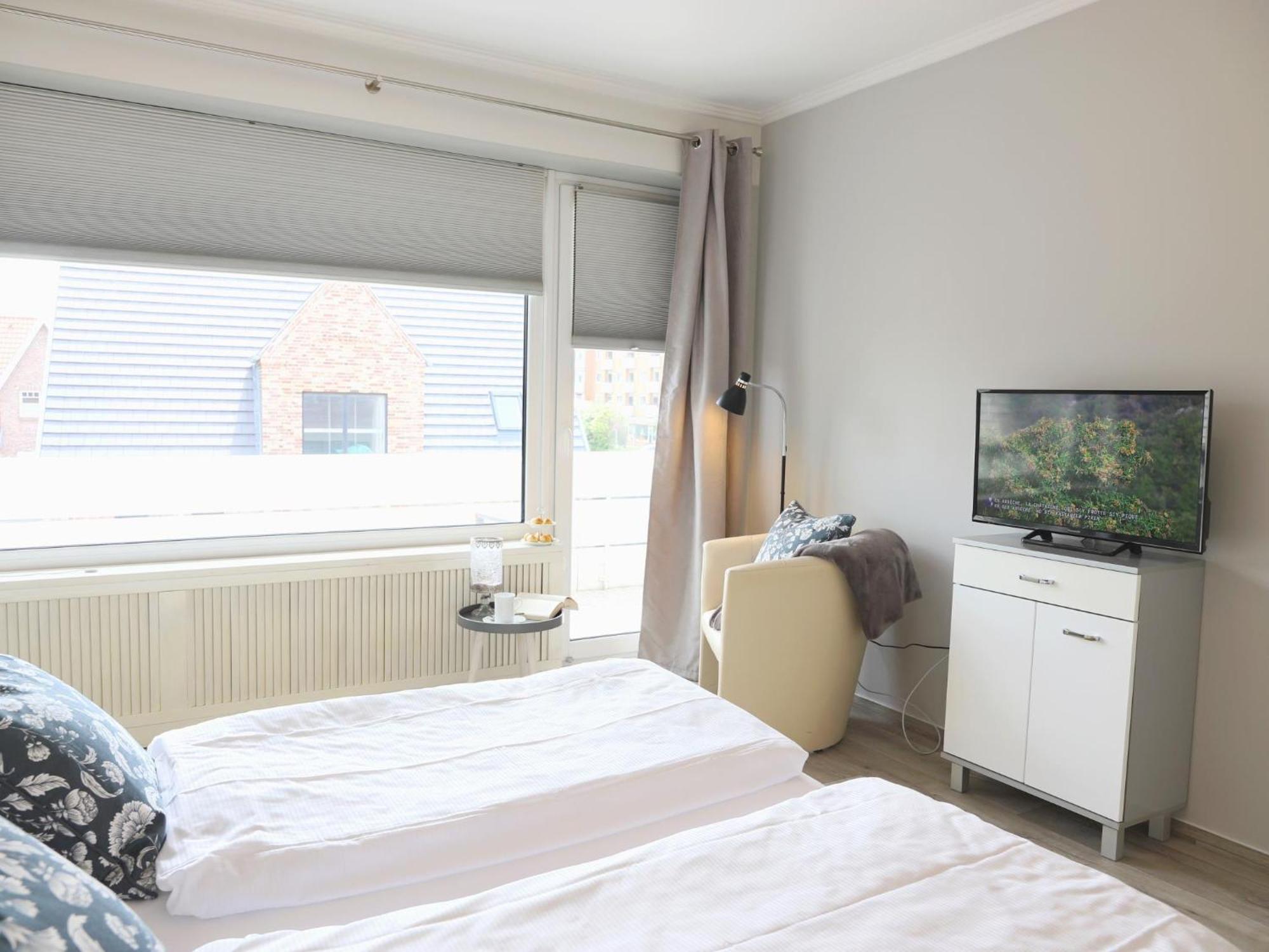 Moderne 2 Zimmerwohnung Mit Grosszuegigem Suedbalkon In Der Ersten Etage Westerland Exterior foto